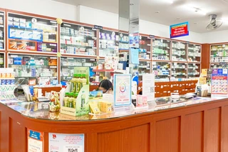 Nhà Thuốc FPT Long Châu 406 Trương Công Định, P. Tam Thắng, TP. Hồ Chí Minh