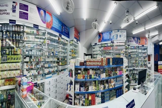 Nhà Thuốc FPT Long Châu 23 Lê Công Thanh (Ngã Ba Lê Công Thanh - Trần Hưng Đạo), P. Phủ Lý, Tỉnh Ninh Bình