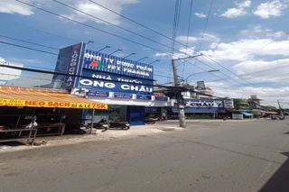 Nhà Thuốc FPT Long Châu 77 Phạm Đăng Giảng (Giao Với Đường M7, Trong Chợ Phạm Đăng Giảng), P. Bình Hưng Hòa, TP. Hồ Chí Minh