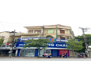 Nhà Thuốc FPT Long Châu 01 Lê Hồng Phong (Ngã Tư Nam Cường), P. Yên Bái, Tỉnh Lào Cai