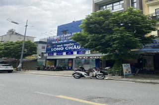 Nhà Thuốc FPT Long Châu 20 Tứ Liên (Cách UBND Phường Hồng Hà 50m), P. Hồng Hà, TP. Hà Nội