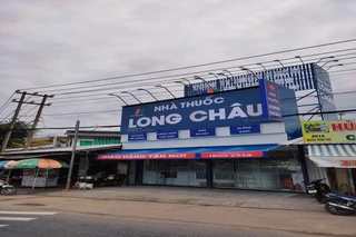Nhà Thuốc FPT Long Châu 801 Nguyễn Trung Trực (Dưới Chân Cầu Quay, Ngay Vòng Xoay An Hòa), P. Rạch Giá, Tỉnh An Giang