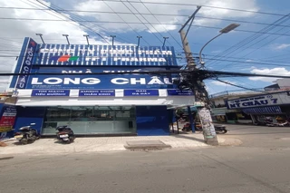 Nhà Thuốc FPT Long Châu 77 Phạm Đăng Giảng (Giao Với Đường M7, Trong Chợ Phạm Đăng Giảng), P. Bình Hưng Hòa, TP. Hồ Chí Minh