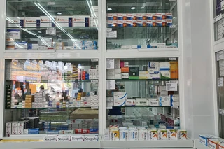 Nhà Thuốc FPT Long Châu 658C/33 Tôn Thất Thuyết, P. Bình Đức, Tỉnh An Giang