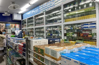 Nhà Thuốc FPT Long Châu 111 Thái Thịnh (Đầu Ngõ Thái Thịnh 1), P. Đống Đa, TP. Hà Nội