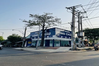 Nhà Thuốc FPT Long Châu 62 Dương Thị Giang (Ngã Tư Dương Thị Giang - Tân Thới Nhất 17), P. Đông Hưng Thuận, TP. Hồ Chí Minh