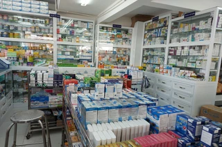 Nhà Thuốc FPT Long Châu 01 Bạch Đằng, P. Châu Đốc, Tỉnh An Giang