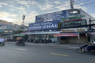 Nhà Thuốc FPT Long Châu 621-623 Trần Xuân Soạn, P. Tân Hưng, TP. Hồ Chí Minh