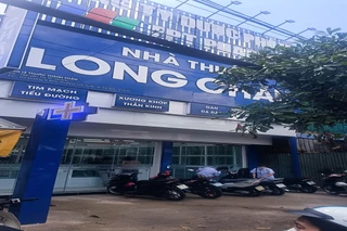 Nhà Thuốc FPT Long Châu 122 Đường số 11, KP. 5, P. Linh Xuân, TP. Hồ Chí Minh