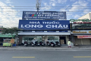Nhà Thuốc FPT Long Châu 621-623 Trần Xuân Soạn, P. Tân Hưng, TP. Hồ Chí Minh