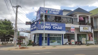 Nhà Thuốc FPT Long Châu 71 Trần Phú (Ngã Năm Anh Tài), X. Đức Trọng, Tỉnh Lâm Đồng
