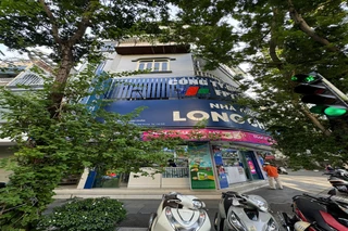 Nhà Thuốc FPT Long Châu 70 Lê Văn Hưu (Ngã 4 Lê Văn Hưu - Ngô Thì Nhậm), P. Cửa Nam, TP. Hà Nội