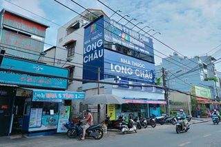 Nhà Thuốc FPT Long Châu 232B Tôn Thất Thuyết, P. Vĩnh Hội, TP. Hồ Chí Minh