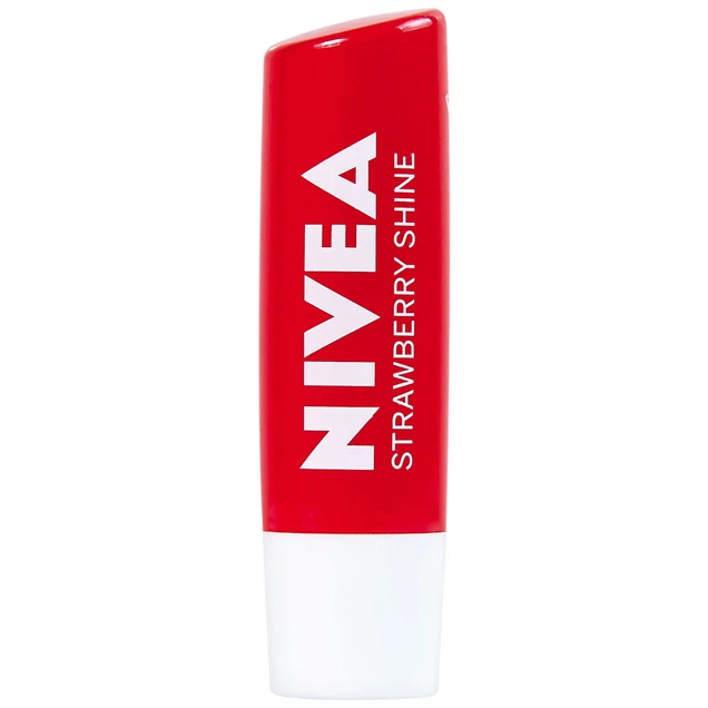 Son dưỡng ẩm Nivea Strawberry Shine giúp dưỡng môi mịn màng, cung cấp độ ẩm tự nhiên (4.8g)