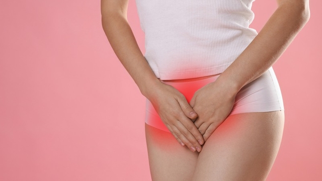 bai-viet/dung-tay-choc-vao-vung-kin-co-sao-khong-co-nhung-nguy-co-nao.html