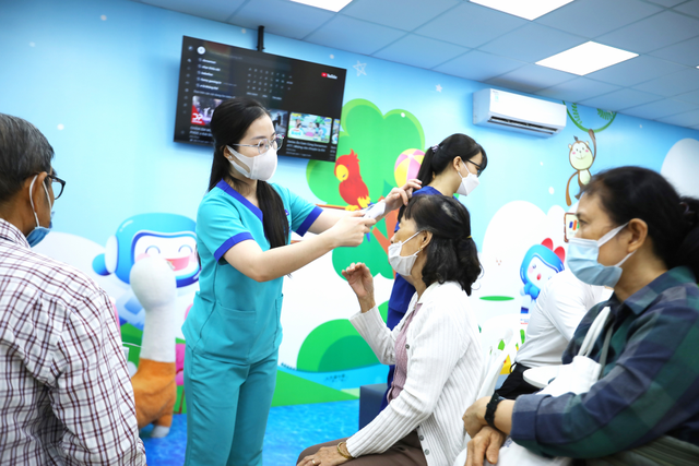 bai-viet/nguoi-co-benh-man-tinh-can-chu-dong-phong-cum-mua-mua-bao.html