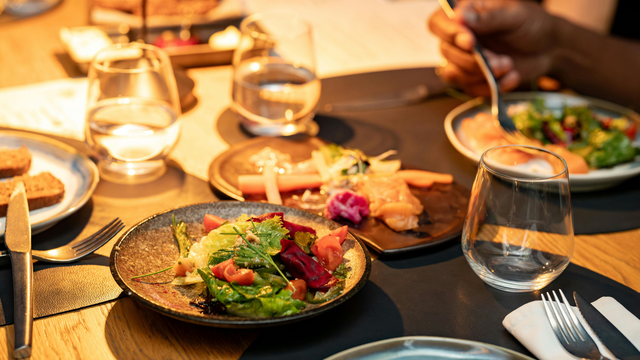 bai-viet/3-mon-an-giup-co-the-bot-met-moi-khi-thoi-tiet-giao-mua.html