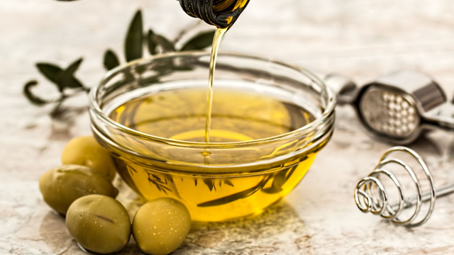 bai-viet/5-loai-dau-an-giau-chat-beo-tot-giup-kiem-soat-cholesterol.html