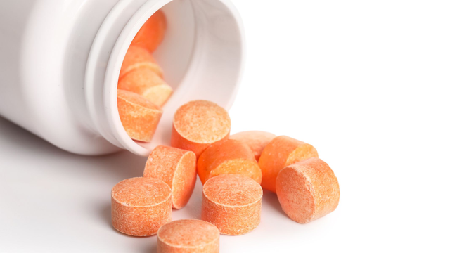 bai-viet/an-nhieu-keo-vitamin-c-co-sao-khong-anh-huong-gi-den-suc-khoe.html