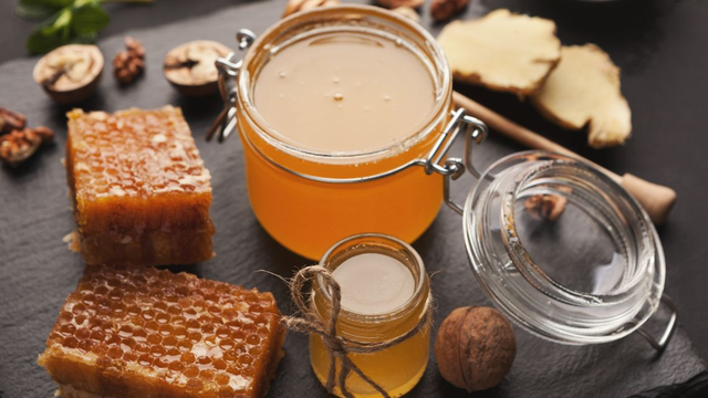 bai-viet/dac-diem-cua-cac-loai-mat-ong-pho-bien-va-luu-y-khi-dung.html