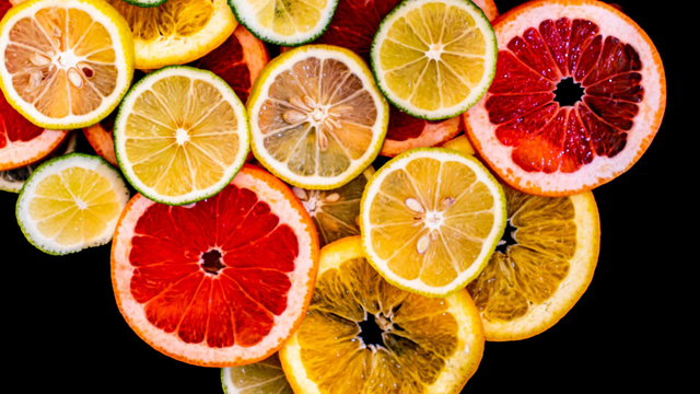 bai-viet/cam-quyt-va-buoi-loai-nao-tot-cho-he-mien-dich-hon.html