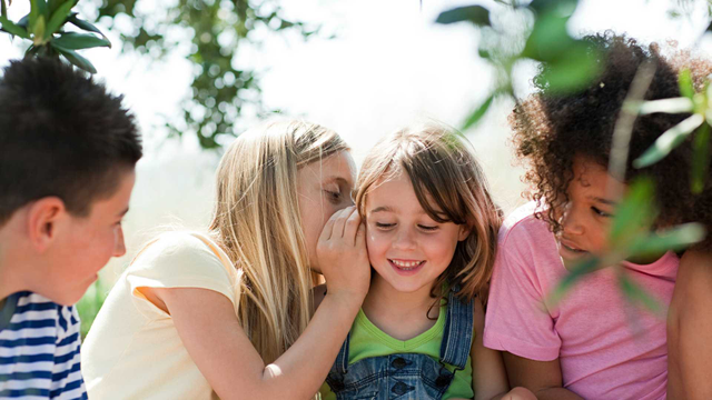 bai-viet/hinh-thanh-ky-nang-xa-hoi-cho-tre-tu-giai-doan-som.html