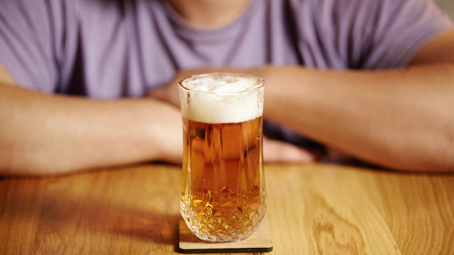 bai-viet/ruou-bia-va-huyet-ap-uong-it-tuong-an-toan-tim-van-chiu-ap-luc.html