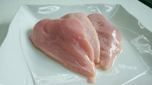 bai-viet/thit-ga-de-trong-tu-dong-6-thang-con-an-duoc-khong.html