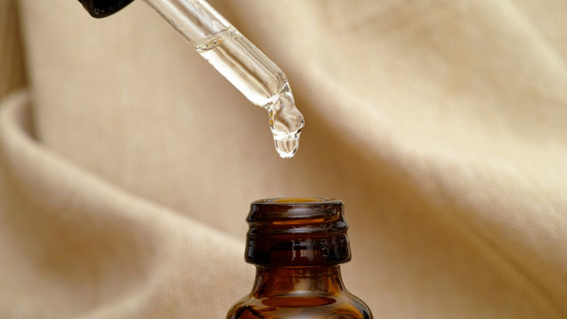 bai-viet/tinh-dau-tra-xanh-co-tac-dung-gi-va-cach-dung-hieu-qua.html