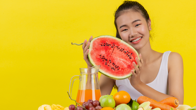 bai-viet/trai-cay-tuoi-an-tot-hon-trai-cay-say-kho-va-trai-cay-cap-dong.html