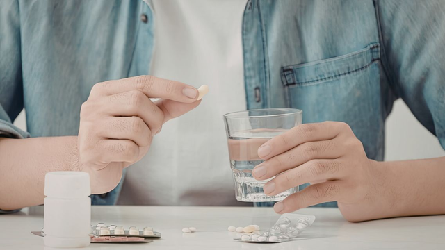 bai-viet/uong-khang-sinh-co-anh-huong-den-tinh-trung-khong.html