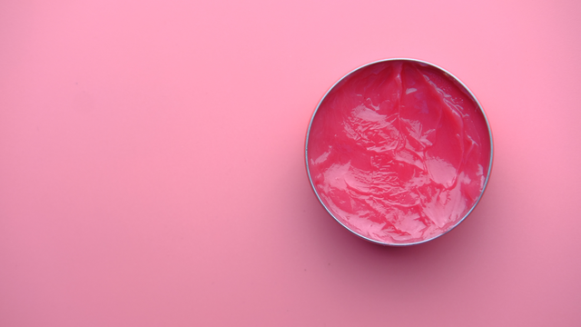 bai-viet/vaseline-co-lam-hong-nhu-hoa-khong-vaseline-co-tac-dung-gi-doi-voi-nhu-hoa.html