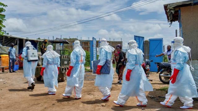 bai-viet/who-phat-lenh-khan-vi-ebola-chau-a-lap-tuc-siet-chat-cua-khau.html