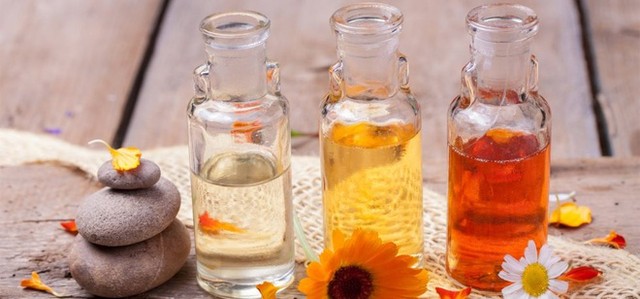 bai-viet/4-cach-su-dung-tinh-dau-buoi-de-kich-thich-moc-toc-49603.html