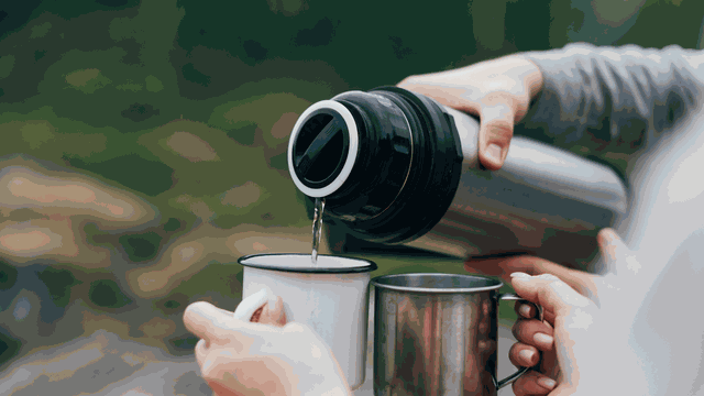 bai-viet/5-loai-nuoc-tuyet-doi-khong-nen-dung-trong-binh-giu-nhiet.html