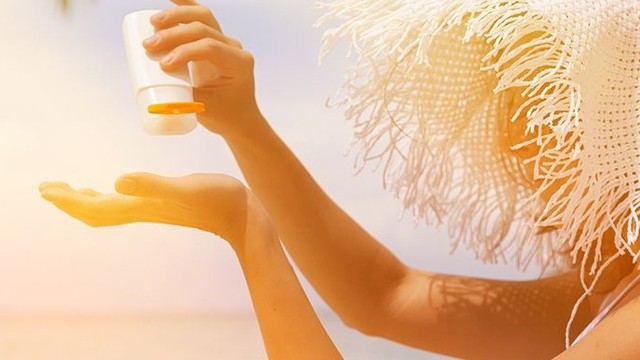 bai-viet/5-sai-lam-thuong-gap-khi-boi-kem-chong-nang-ai-cung-mac-phai.html