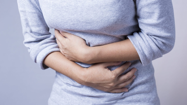 bai-viet/5-thuc-pham-tranh-ngay-khi-bi-day-hoi-chuong-bung.html