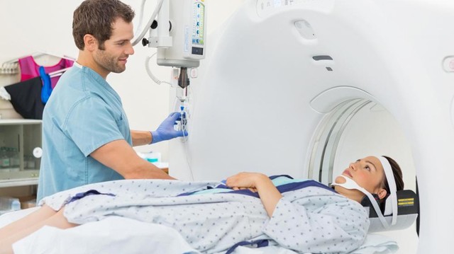 bai-viet/chi-phi-cho-moi-lan-xa-tri-ung-thu-vom-hong-bao-nhieu-tien.html