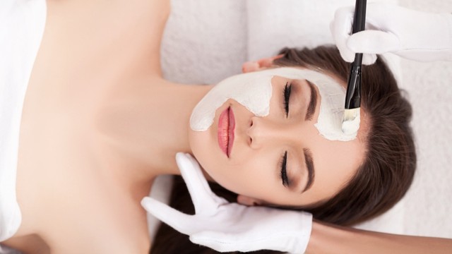 bai-viet/lot-mun-nhieu-co-tot-khong-cach-cham-soc-da-sau-lot-mun.html