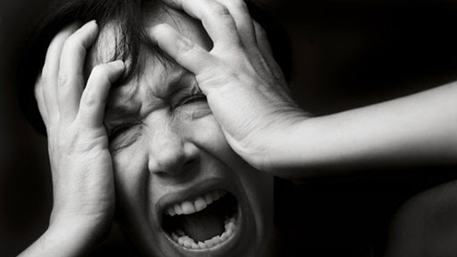 bai-viet/thuoc-dieu-tri-roi-loan-hoang-so-nao-tot-top-6-thuoc-dieu-tri-roi-loan-hoang-so-pho-bien.html