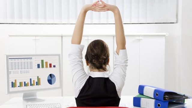 bai-viet/10-bai-tap-the-duc-buoi-sang-cho-nu-van-phong-50125.html