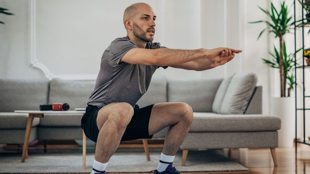 bai-viet/huong-dan-bai-tap-squat-nam-giup-phat-trien-co-bap-hieu-qua.html