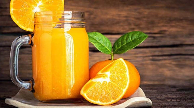 bai-viet/nhiet-mieng-uong-nuoc-ep-gi-giup-mau-lanh-vet-loet.html