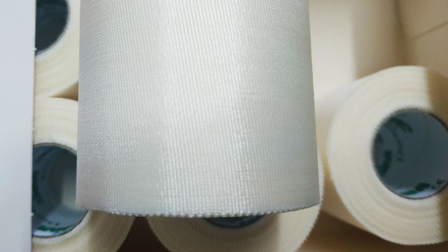 bai-viet/bang-keo-y-te-la-gi-mua-bang-keo-y-te-o-dau-chat-luong-gia-tot-61494.html