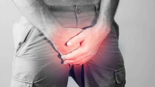 bai-viet/bao-quy-dau-bi-sung-phong-len-nhu-cuc-mo-nguyen-nhan-trieu-chung-va-huong-xu-tri.html