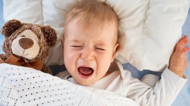 bai-viet/bat-mi-cach-chua-lan-lon-ngay-dem-o-tre-khong-phai-bac-cha-me-nao-cung-biet.html