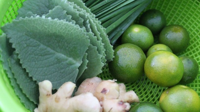 bai-viet/bat-mi-cach-lam-siro-hung-chanh-quat-la-he-don-gian.html