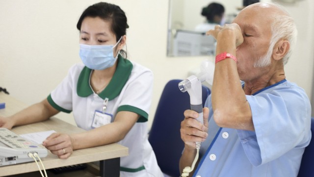 bai-viet/bat-mi-cach-phong-ngua-hieu-qua-benh-phoi-tac-nghen-man-tinh-51649.html