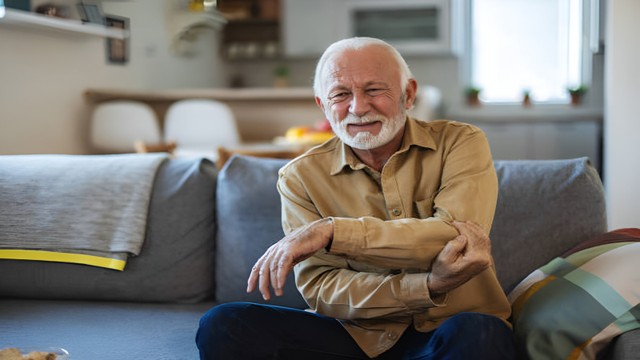 bai-viet/benh-man-tinh-la-gi-nhung-thong-tin-quan-trong-ban-can-biet.html