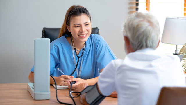 bai-viet/benh-tim-to-o-nguoi-cao-tuoi-gay-nguy-hiem-nhu-the-nao.html